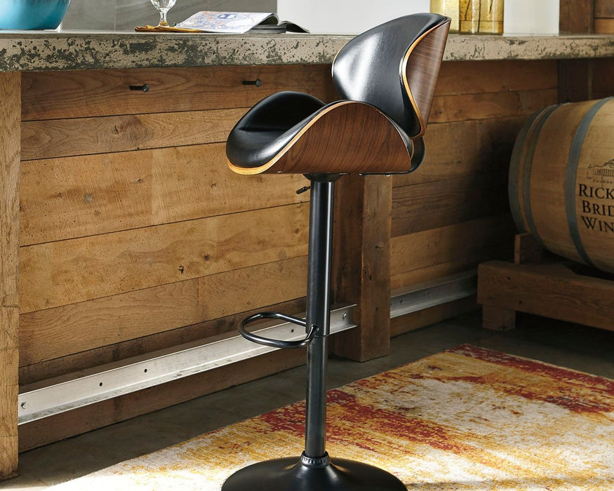 Bellatier - Brown - Tall Uph Swivel Barstool