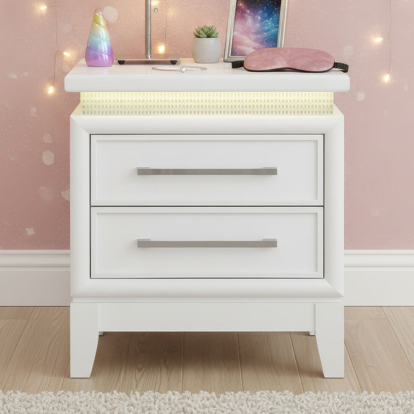 Kids & Teens > Nightstands