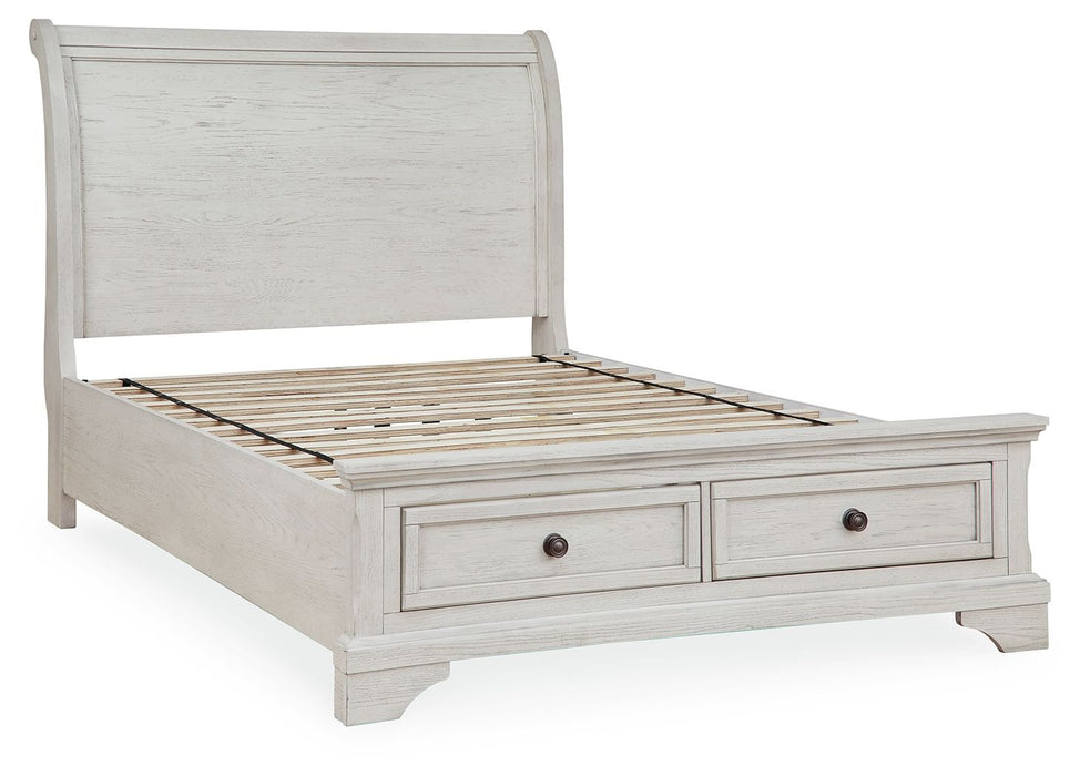 Robbinsdale - Sleigh Bed
