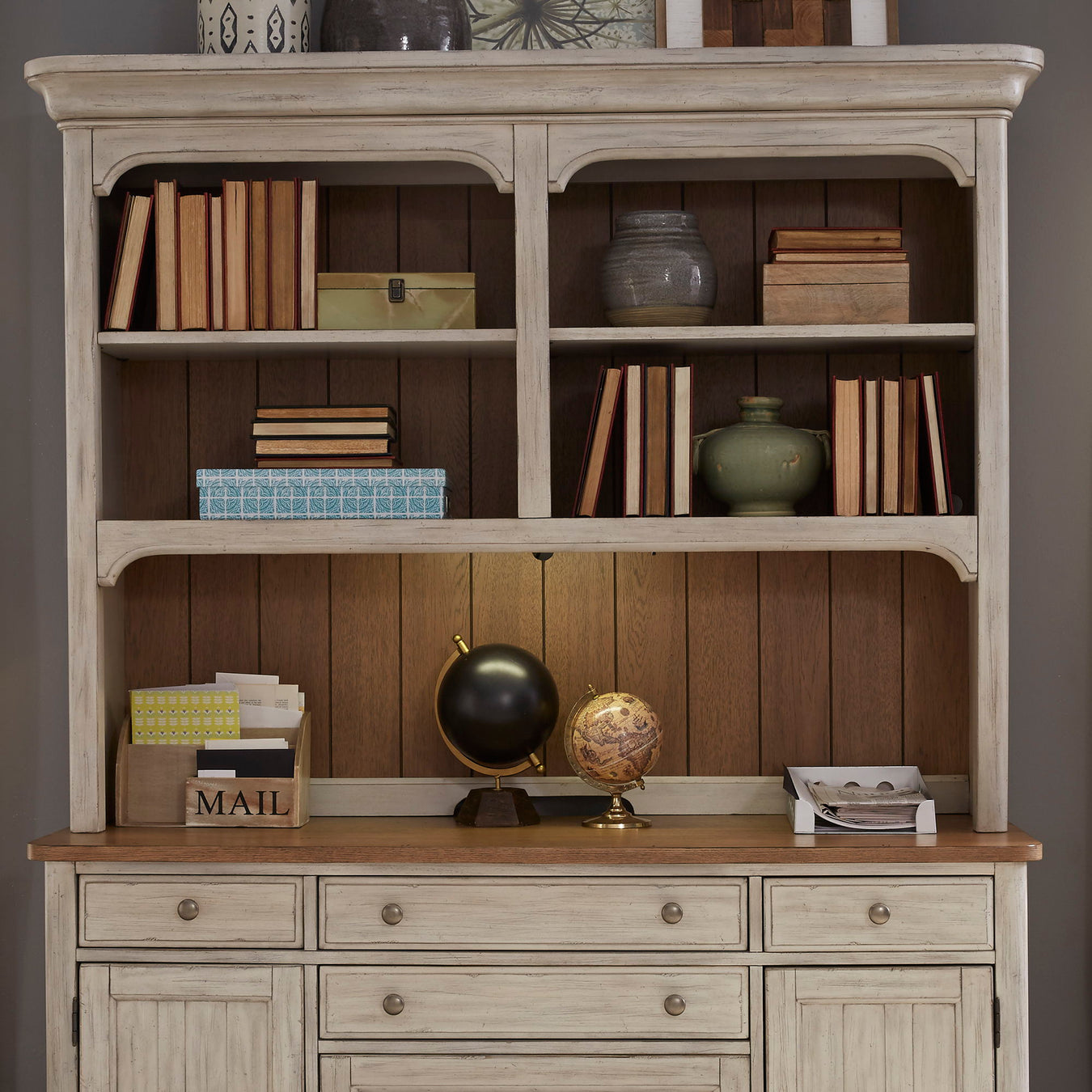 Credenzas